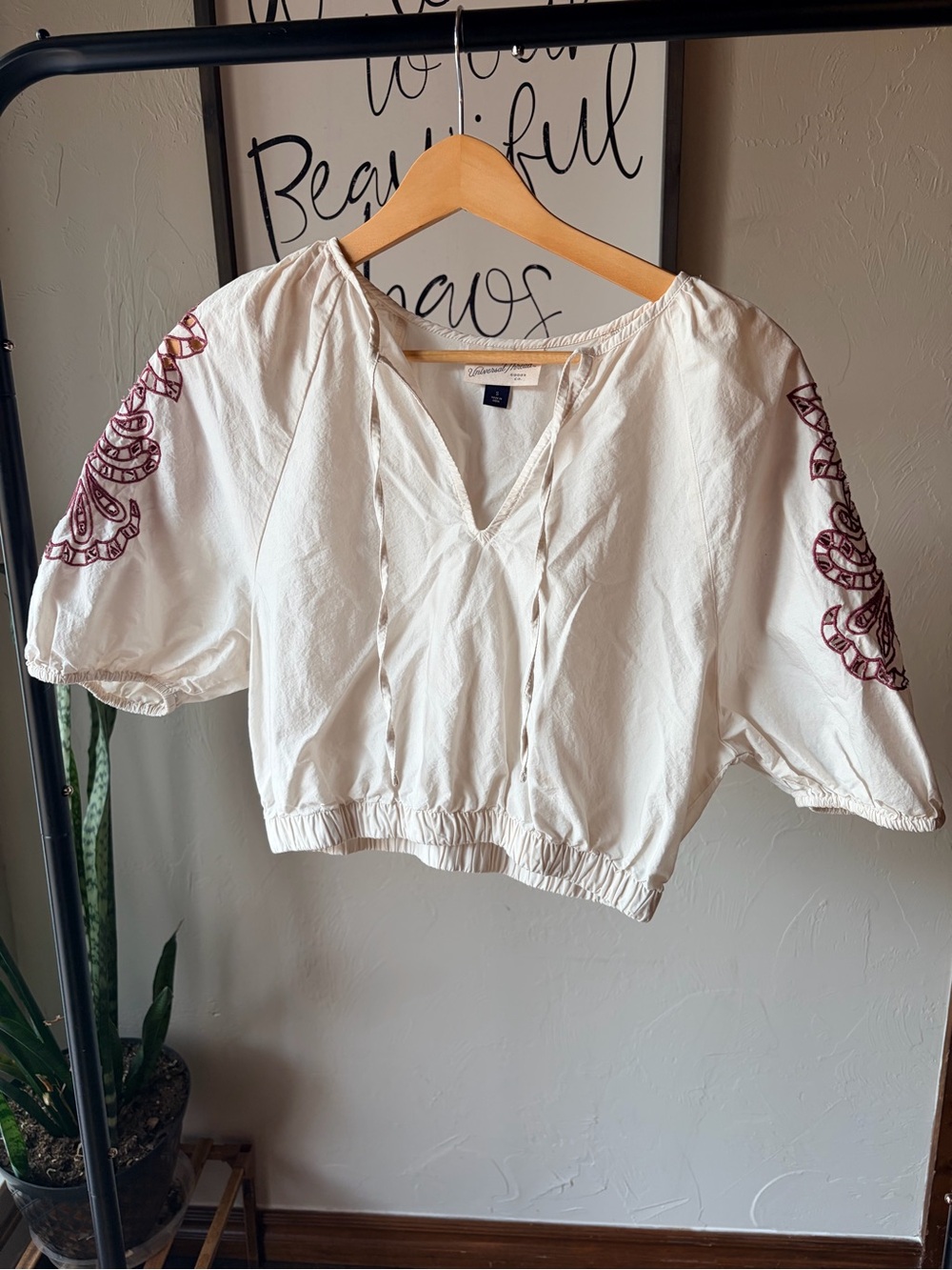 Universal Thread Womens S Cream Embroidered Puff Sleeve Crop Top Boho Blouse